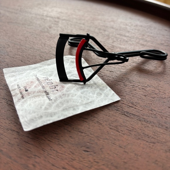 Réphr Matte Black Eyelash Curler - Picture 9 of 14